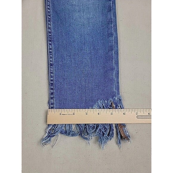We The Free Jeans Womens 28x26 Crop Distressed Blue Mid Rise Frayed Stretch Boho - Picture 4 of 14